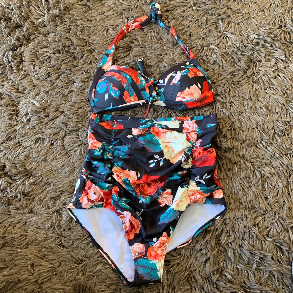 High waisted bikini